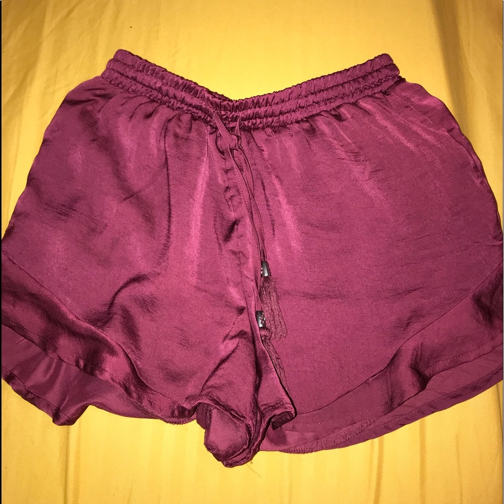 Silky flow shorts